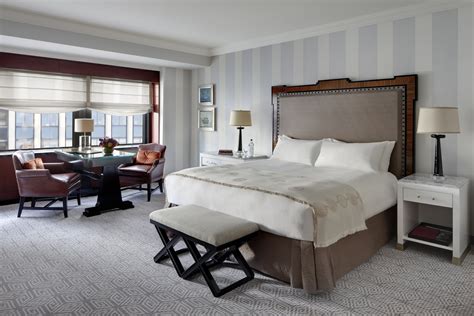 Suite Discoveries: Extra Space and Stunning Skyline Views | Midtown Manhattan Hotels | Luxury ...