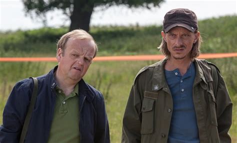 ‘Detectorists’ digs up a BAFTA for Toby Jones! | Tellyspotting