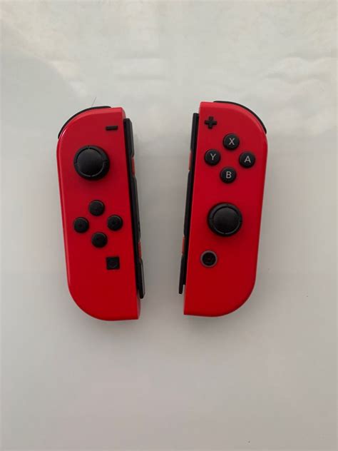 Nintendo Switch Joycons, Video Gaming, Video Game Consoles, Nintendo on Carousell