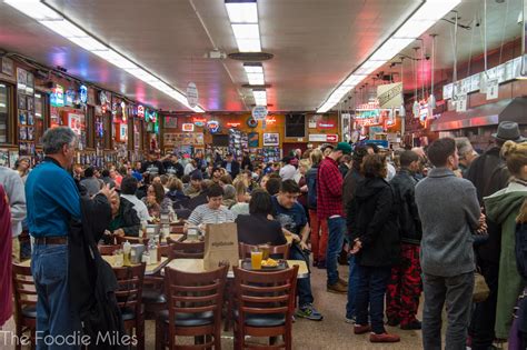 Iconic Katz's Deli, or Where Harry Met Sally | The Foodie Miles