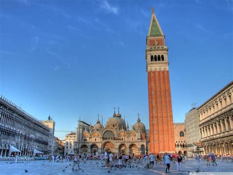 St. Mark’s Square – Venice (Italy) – World for Travel