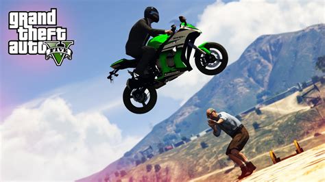 EPIC MOTORBIKE STUNT! - (GTA V Stunts & Fails) - YouTube