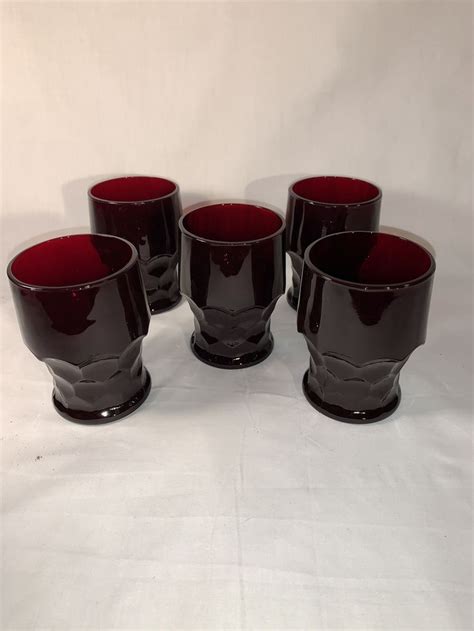 Vintage Deep Red Glasses Set of Five - Etsy | Red glasses, Vintage glassware, Deep red