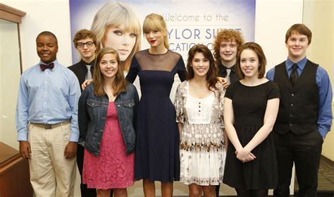 Taylor Swift with Metro Nashville Public School Students at Ribbon Cutting Ceremoney_Photo by ...