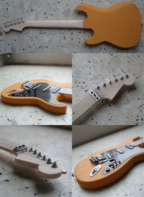 Frank Zappa Performance Guitars Stratocaster - Mini Guitar | SevenString.org