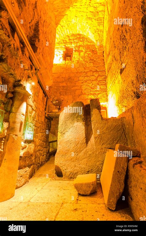 Herodian architecture hi-res stock photography and images - Alamy