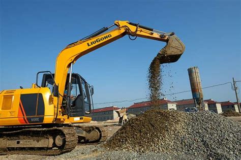 2020 Liugong CLG908D Excavator Excavators Machinery for sale in Gauteng on Truck & Trailer