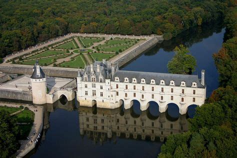 Château de Chenonceau (aerial view), Chenonceau, Loire Valley, France ...