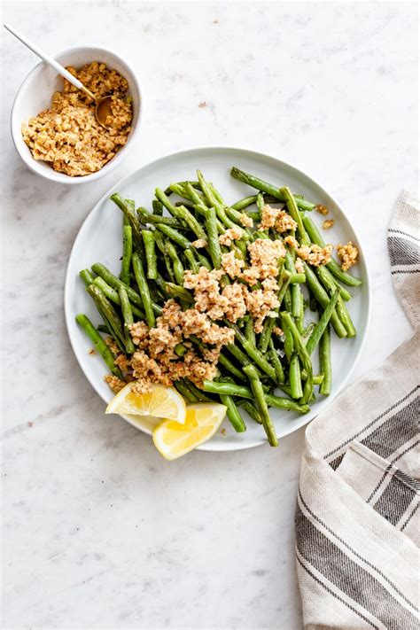 A 5-Ingredient Side Dish Made for Weeknights: Lemon Almond Green Beans | Hello Veggie