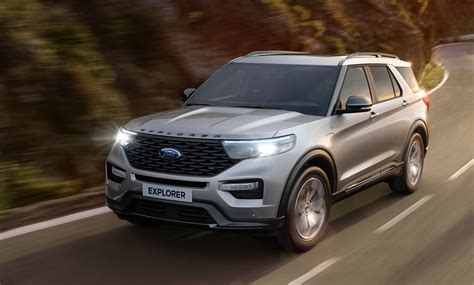 2020 Ford Explorer Plug-In Hybrid Launches With Big Power, Efficiency