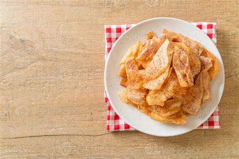 Taro Chips - fried or baked sliced taro 3149410 Stock Photo at Vecteezy