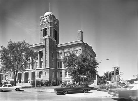 [Johnson County Courthouse] - The Portal to Texas History