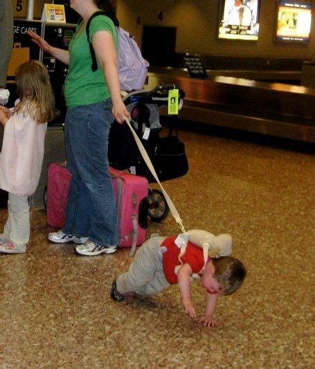 35 Ridiculous Pictures Of Children On Leashes