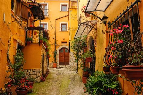 24 Enchanting Villages & Small Towns in Italy to Slow Travel — Travlinmad Slow Travel Blog