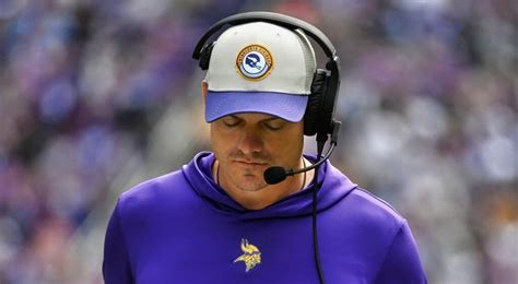 Vikings' Coach Kevin O'Connell Threatens To Bench Players