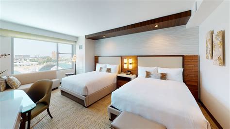 Hotel Rooms in Anaheim, California | JW Marriott, Anaheim Resort