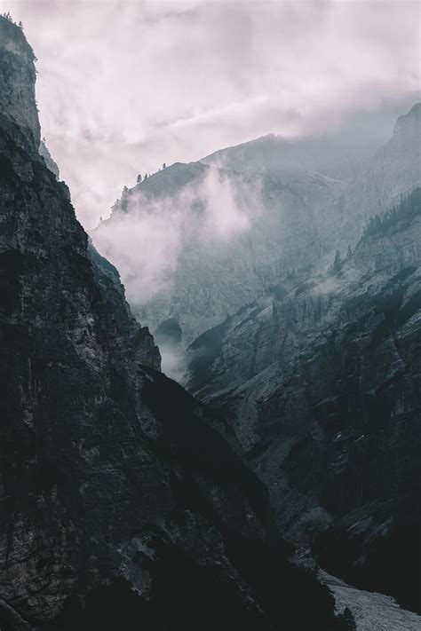 Foggy Mountain Wallpapers - Top Free Foggy Mountain Backgrounds - WallpaperAccess