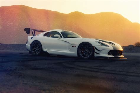 Dodge Viper ACR on Behance