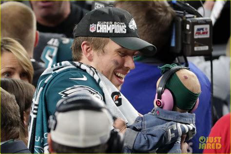 Eagles' Nick Foles is Super Bowl MVP 2018 - See Photos!: Photo 4027717 ...