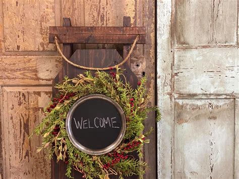 DIY Decorative Wooden Sled - The Shabby Tree