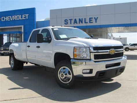 Chevrolet Silverado White Photo Gallery #3/11