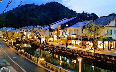 Hot Spring Hopping in Kinosaki Onsen - The Real Japan