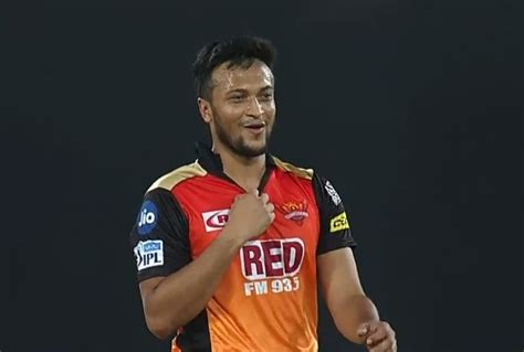 IPL 2018: Shakib Al Hasan eventually gets Virat Kohli