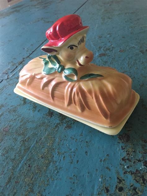 Vintage Porcelain Cow Butter Dish | Vintage porcelain, Cow, Storage unit