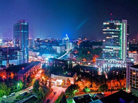 Kiev city lights and skyline at night, beautiful Ukraine – Travel ...