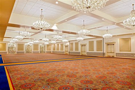 Sheraton Framingham Hotel and Conference Center | Reception Venues - The Knot