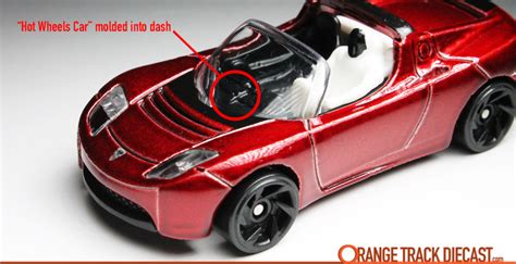 HW Space: ’08 TESLA ROADSTER WITH STARMAN – ORANGE TRACK DIECAST