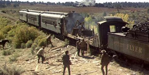 10 Memorable Appearances Of A Train In The Western