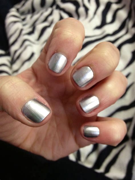 Silver chrome nails (: | Chrome nails, Nail polish, Nails