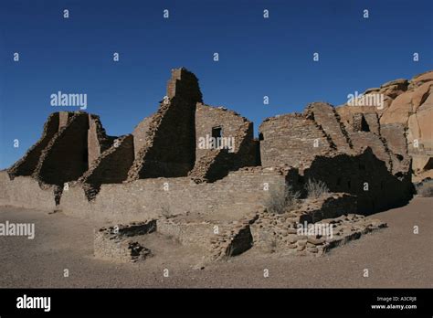 PUEBLO BONITO chaco canyon national monument Stock Photo - Alamy