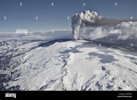 Volcanic Ash Cloud from Eyjafjallajokull Volcano Eruption, Iceland Stock Photo - Alamy