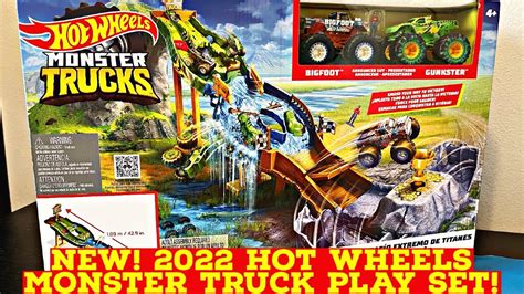 NEW! HOT WHEELS MONSTER TRUCKS WRECKIN RACEWAY TRACK SET UNBOXING ...