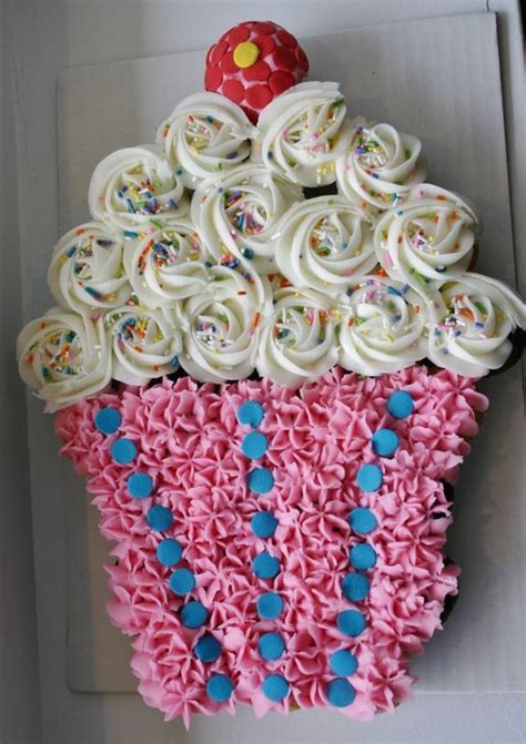 Cupcake Cake! Best Birthday Pull Apart Cupcake Cakes. Simple creative ...