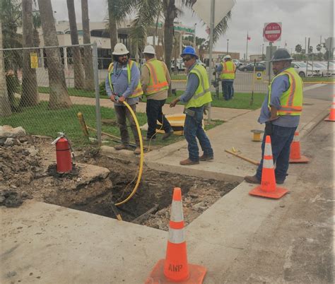 The Brownsville Observer: BRO AIRPORT ANXIOUSLY AWAITS GROWTH GENERATED BY NEW TERMINAL