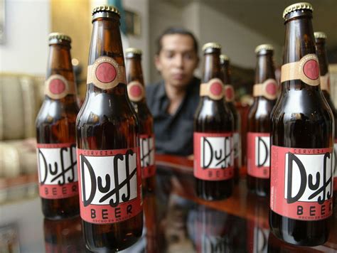 Cartoon Duff Beer Bottle / In seguito alla popolarità dei personaggi del cartone animato le ...