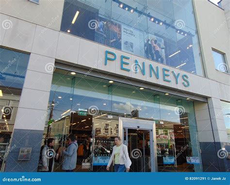 Penneys Store editorial photo. Image of store, table - 82091291