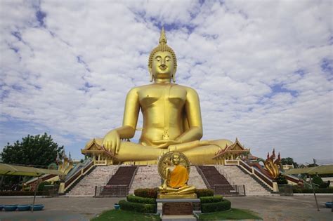 Premium Photo | Great buddha of thailand statue