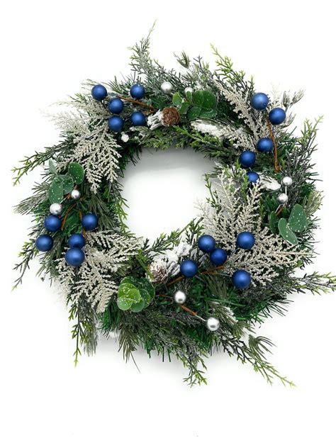 Amazon.com: Blue and white Hanukkah & Christmas Holiday Wreath with ...