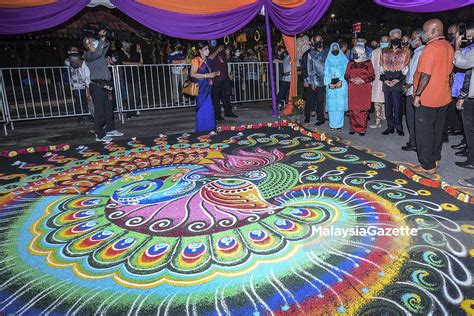 Perdana Menteri Hadir Majlis Rumah Terbuka Malaysia (MRTM) Deepavali 2021