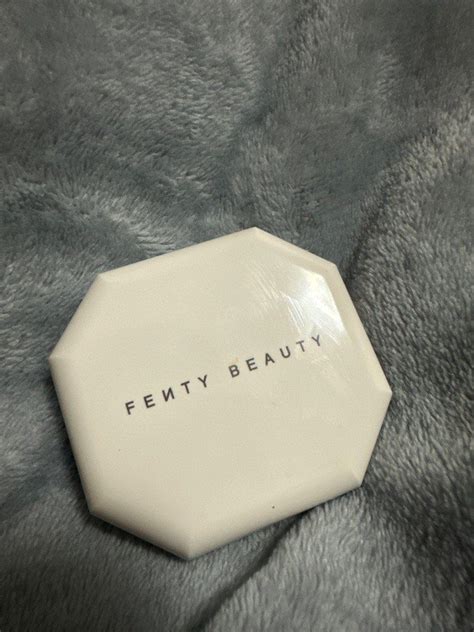 Fenty Beauty Foundation, Beauty & Personal Care, Face, Makeup on Carousell