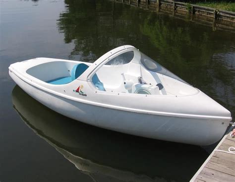 Escapade Pedal Boat | Nauticraft - Pedal & Electric Boats | Electric boat, Pedal boat, Boat