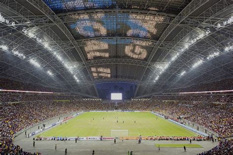 When engineering meets architecture. Singapore National Stadium by ARUP Associates | METALOCUS