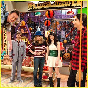 ICarly no Halloween. | Icarly, Nickelodeon, Halloween 2015