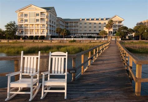 Book Courtyard Charleston Waterfront by Marriott, Charleston, South Carolina - Hotels.com