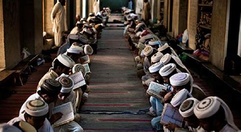 Indian Madrasa: On the Verge of Tomorrow - Maydan