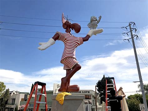 Rocky And Bullwinkle Statue Returns To Its Home On The Sunset Strip – Deadline